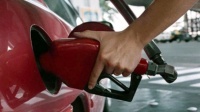 Subieron los combustibles y en YPF analizan sumarse al resto de las compañías