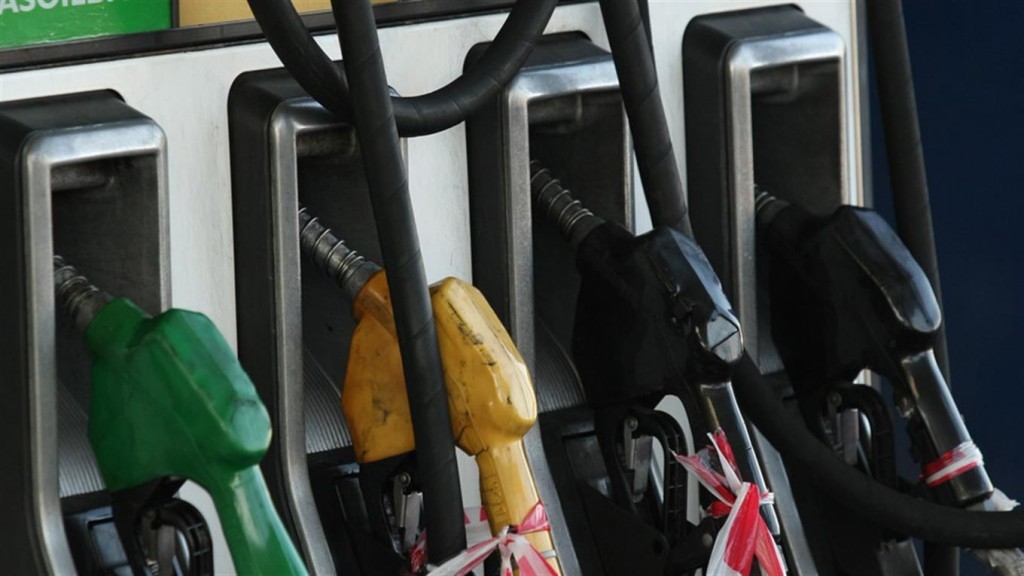 Volvieron a aumentar los combustibles en el país