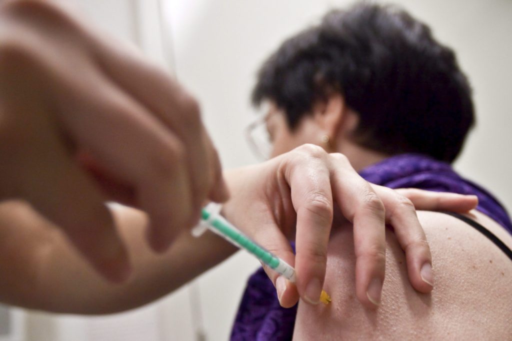 Neuquén recibió mas de 20 mil vacunas antigripales