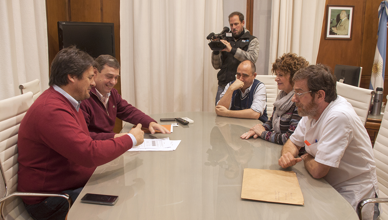 19-08-2016 Neuquen. Casa de Gobierno... Firma de Convenio Medico
