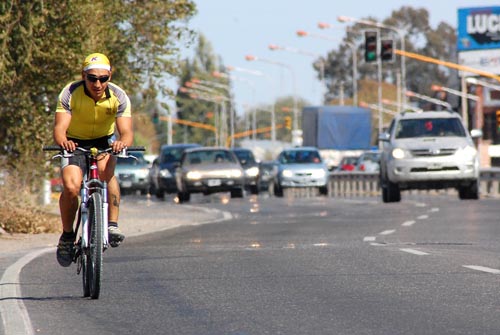 Vialidad ejecutará la señalización horizontal de la ex ruta nacional 22 en Neuquén