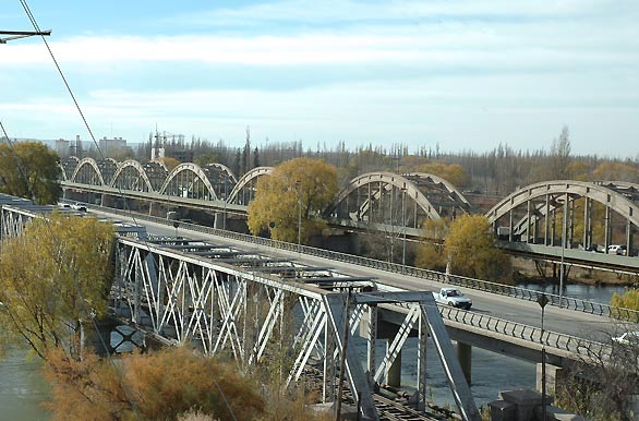 Tras varias horas quedaron los puentes liberados