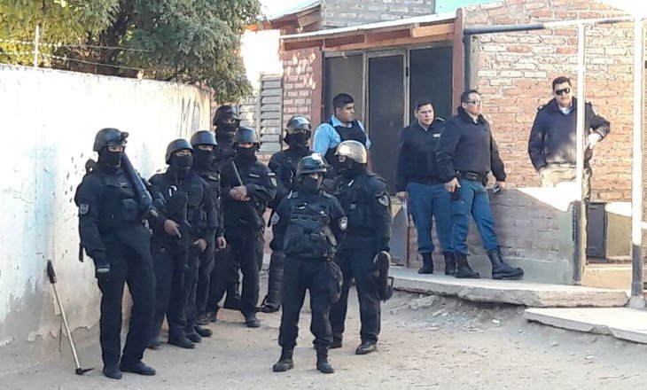 Gentileza Cutral Co al Instante.