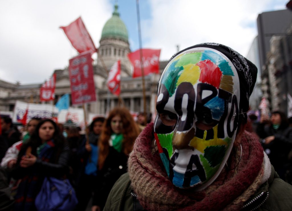 Hoy a la tarde comienza el debate por el aborto legal