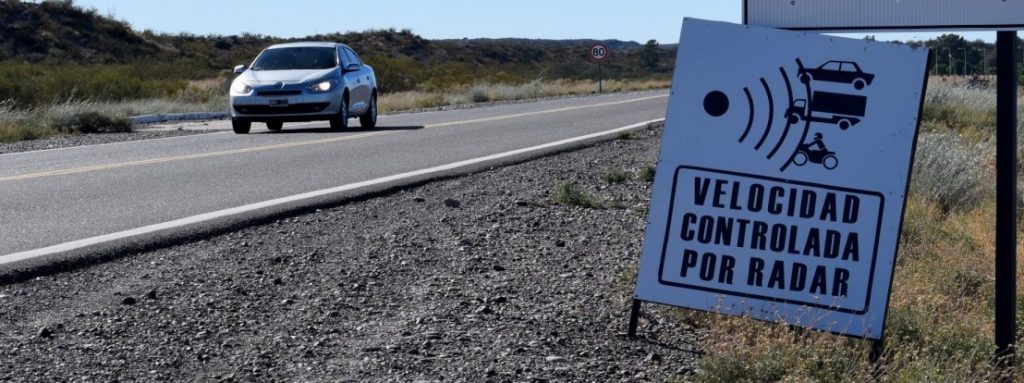 Río Negro aprobó la ley de revisión de todos los radares de la provincia y anula las multas hechas hasta el momento
