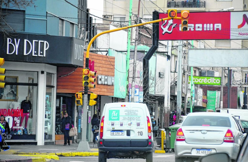 Mujer forcejeó con ladrón para que no le robe