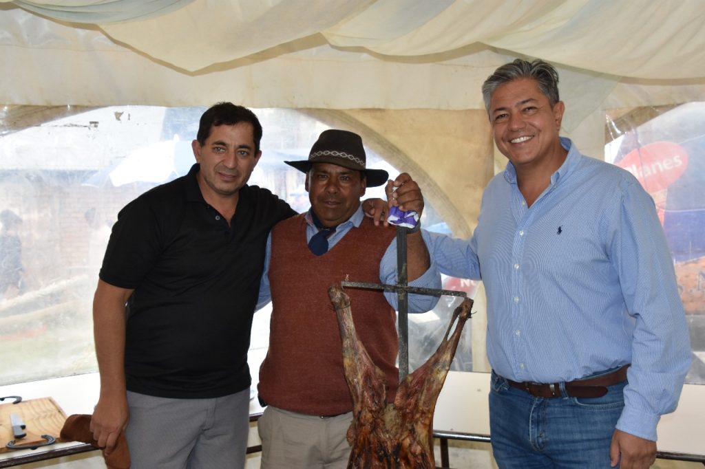 El vicegobernador participó de la XXVI Fiesta del Ñaco con una convocatoria récord
