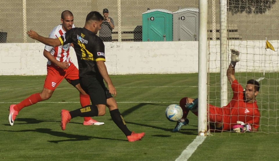 Independiente de Neuquén cayó frente a Deportivo Madryn por la Revalida