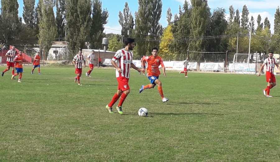 Independiente de Neuquén y Deportivo Roca descendieron