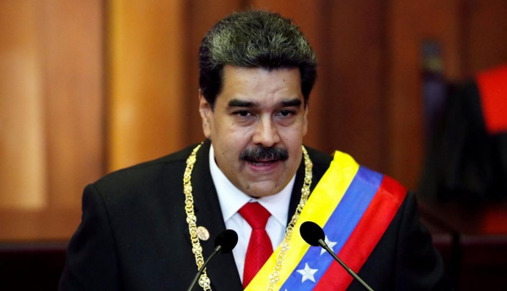 Nicolás Maduro quiere adelantar las elecciones del Parlamento que lidera Juan Guaidó