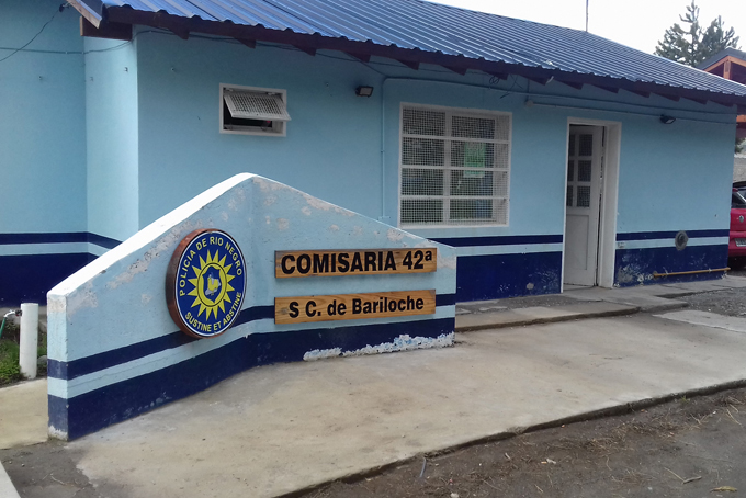 Una comisaría de Bariloche tiene 50 denuncias por violencia institucional