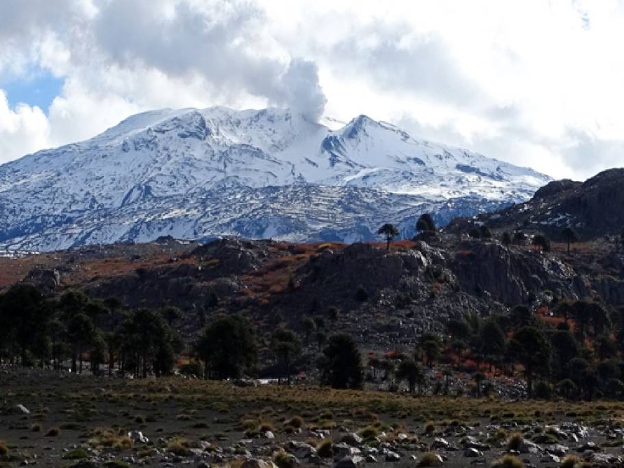 La provincia incorporará nuevas redes de monitoreo volcánico