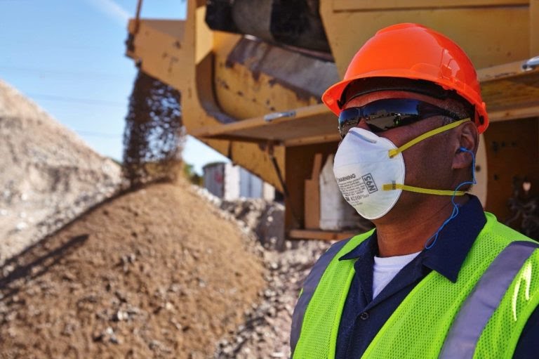 «La construcción privada se mantiene, porque la gente lo ve como una opción interesante para invertir»