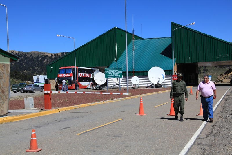 Actualizan requisitos para ingresar a Chile