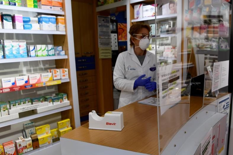 Farmacias de Argentina se ofrecen como centros de vacunación