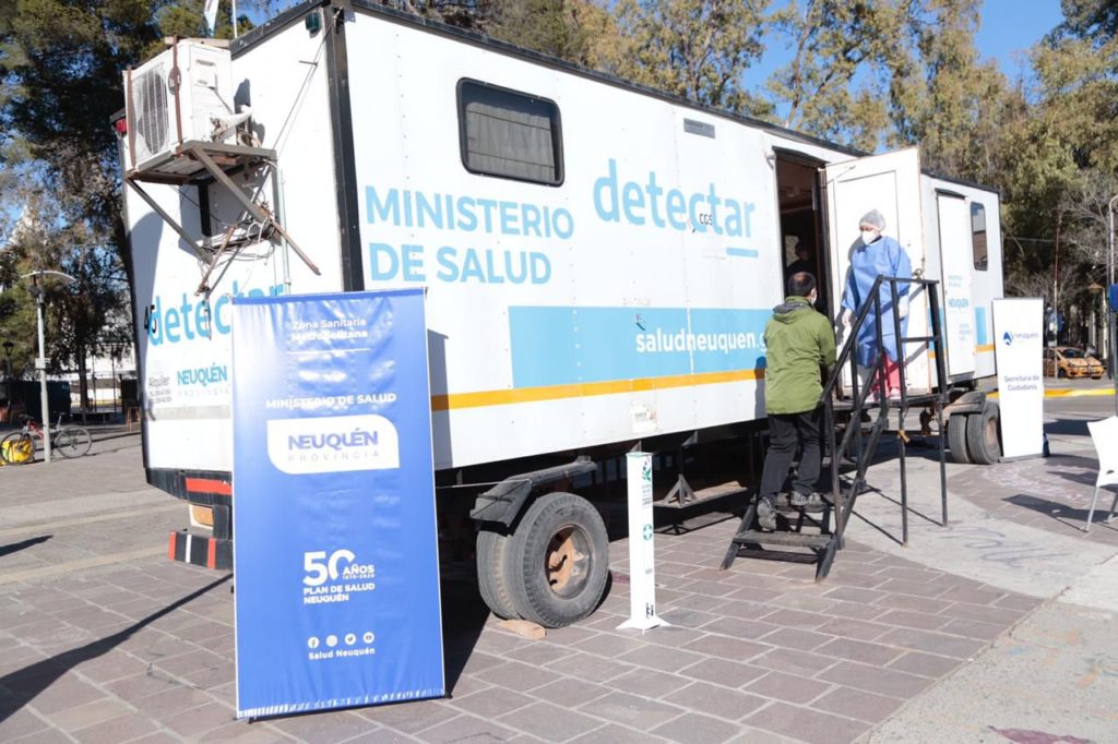 165 personas fueron hisopadas durante el fin de semana en los trailer DetectAr