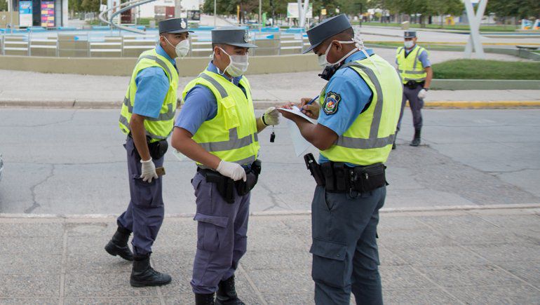 La policía provincial tiene una ambulancia para hisopar a sus integrantes