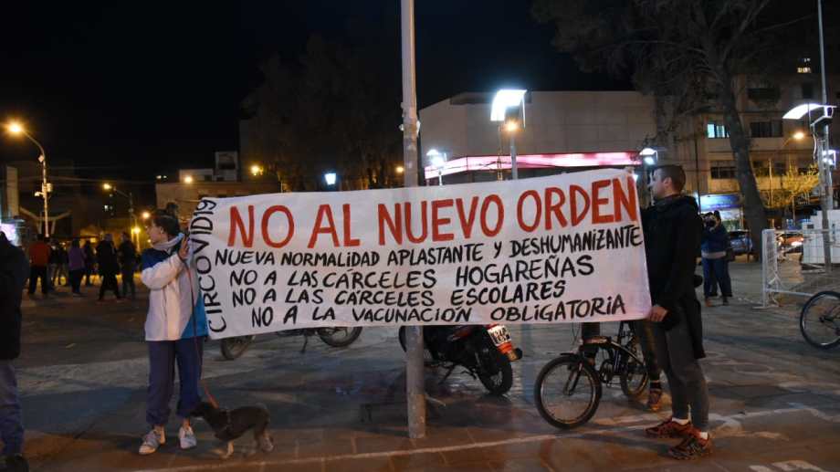 Bocinazo contra la medida que prohíbe la circulación vehicular