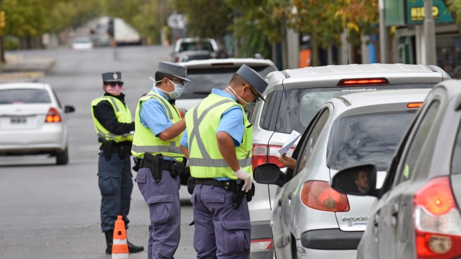 Compran 300 armas para egresados de la Policía de Neuquén