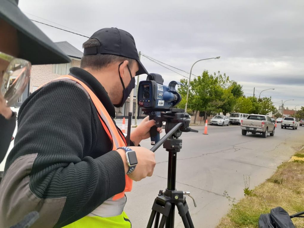 La ciudad instaló radares para concientizar a la población