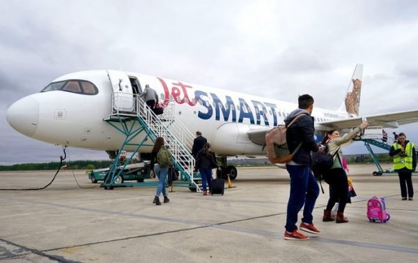 Jetsmart vuelve a volar a Neuquén