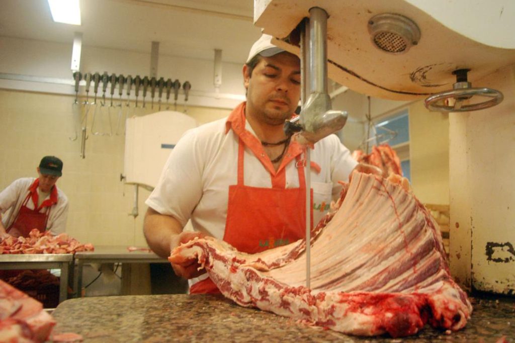 El asado con hueso a bajo costo no llegará a la región