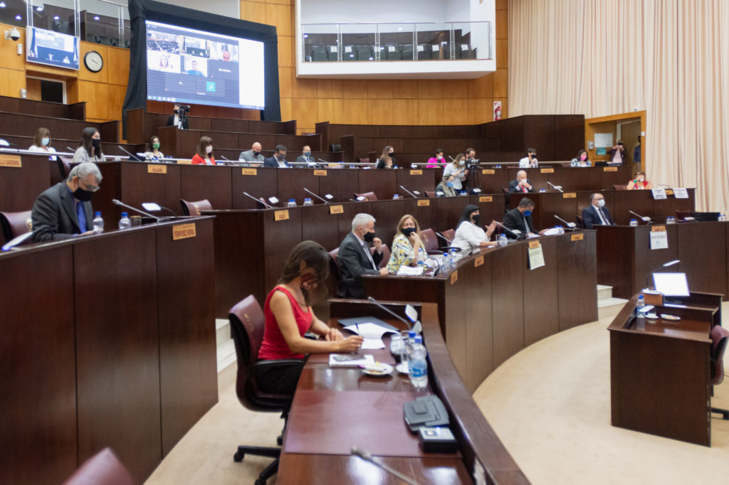 La Legislatura neuquina aprobó el presupuesto 2021