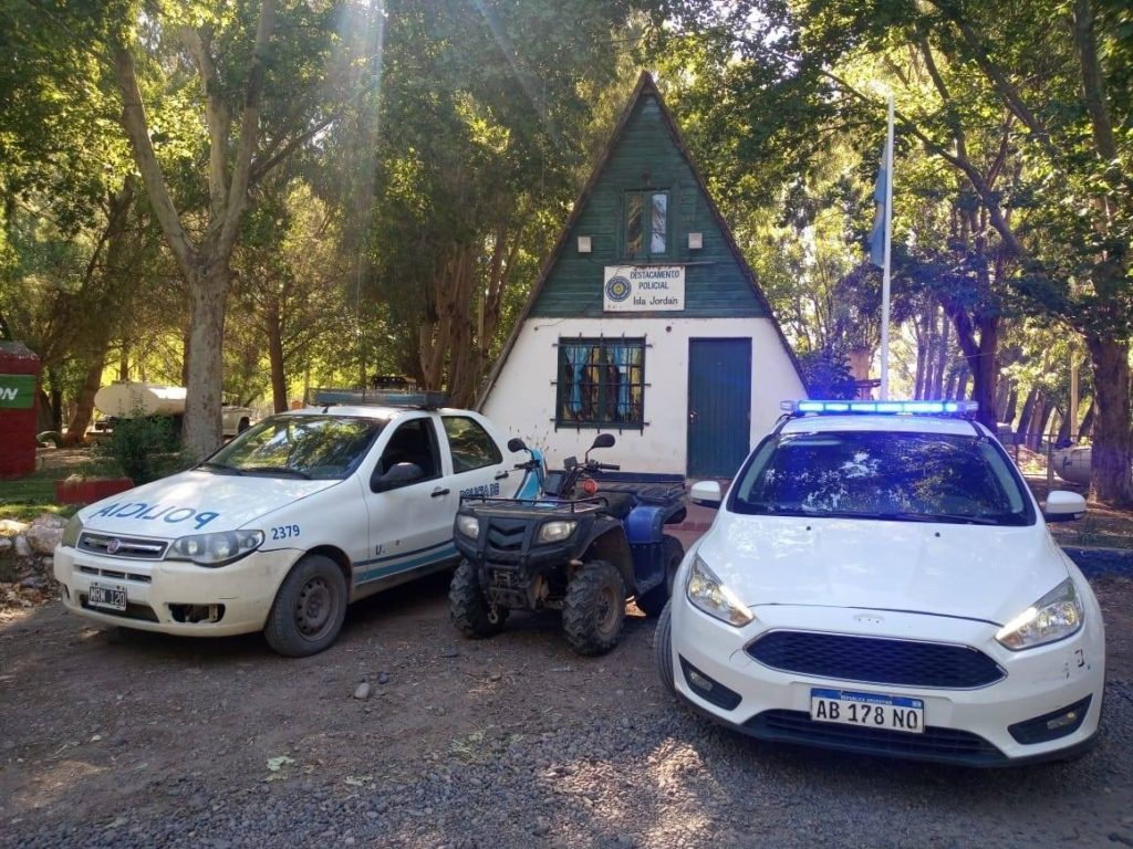 Policías asistieron a un nene que se había ahogado