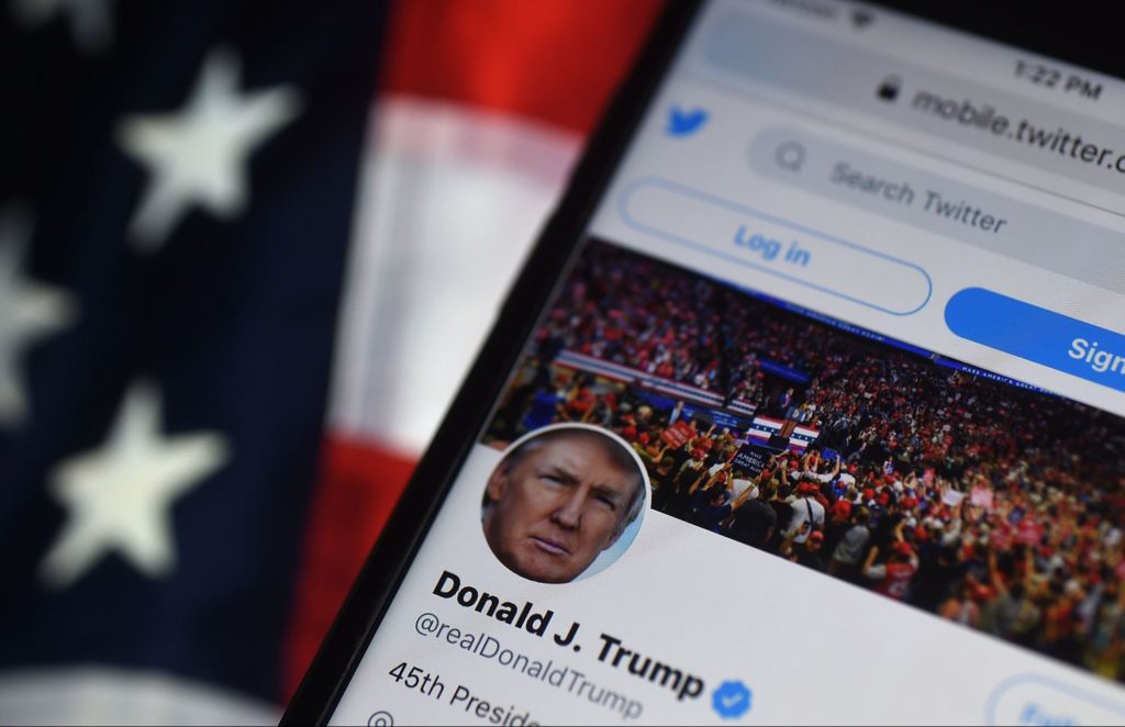 Donald Trump suspendido permanentemente de Twitter