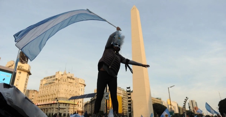 #27F: Se realiza la primera marcha contra el gobierno nacional