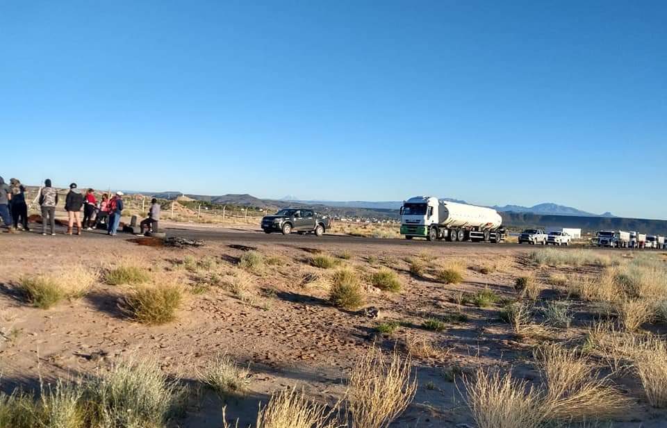 Desocupados se manifiestan en Rincón de los Sauces