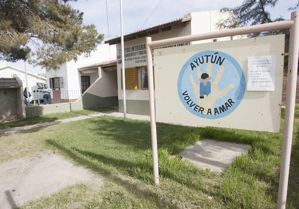 Centenario: desplazaron a la directora de un centro de asistencia