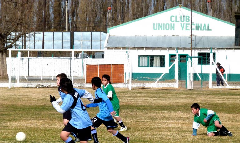 ¿De que se trata el boleto deportivo gratuito?