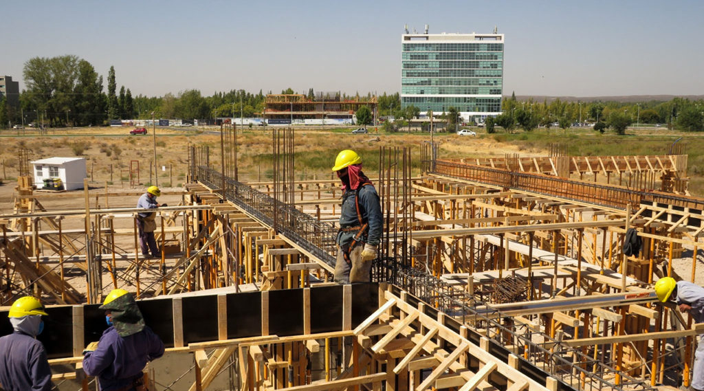 Avanza la construcción del Centro de Exposiciones y Convenciones