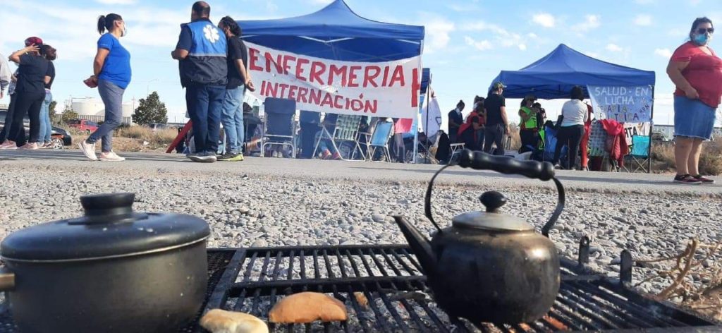 Mediación: Autoconvocados rechazaron el bono, el Gobierno no presentó otra propuesta y siguen los cortes de ruta