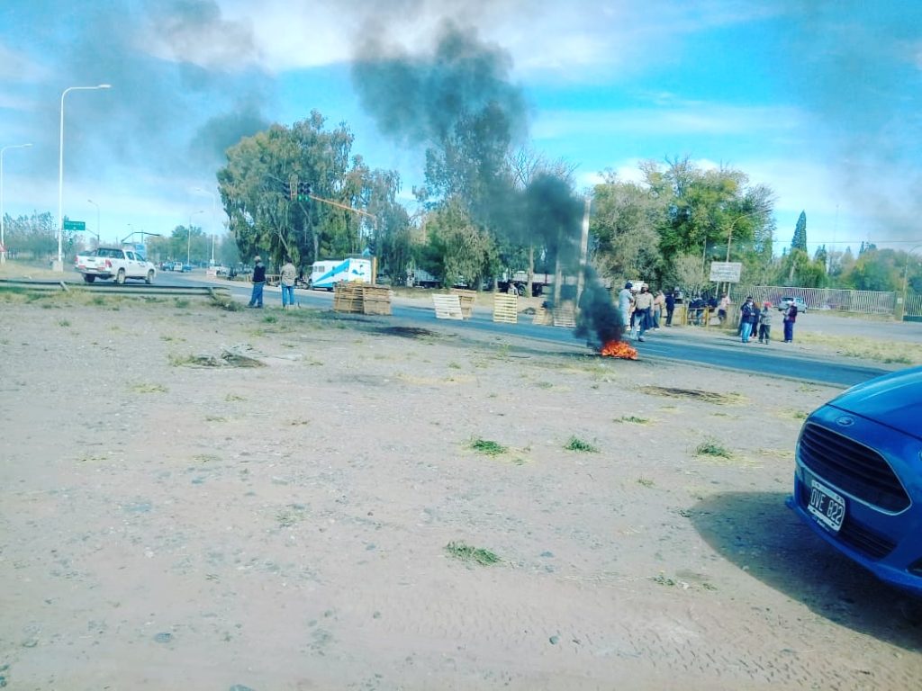 Corte en la Ruta 7: Ceramistas exigen la reconexión de la luz