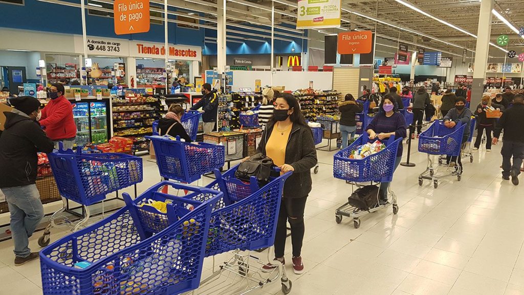 Preocupa el aforo de personas en los supermercados e hipermercados de la ciudad