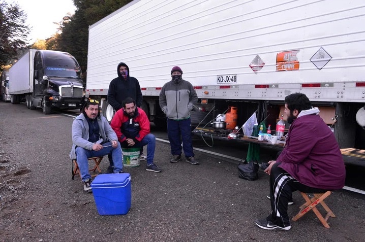 Test Covid: Neuquén solicita PCR a camioneros chilenos que ingresan a la provincia