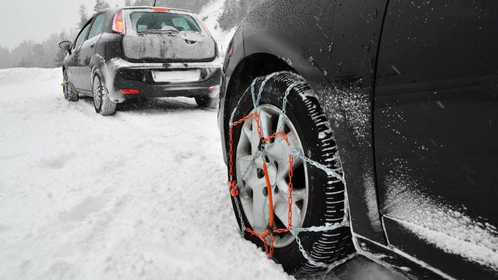 Lo que la nieve dejó: Se realizaron asistencias a viajeros en diferentes rutas de Neuquén