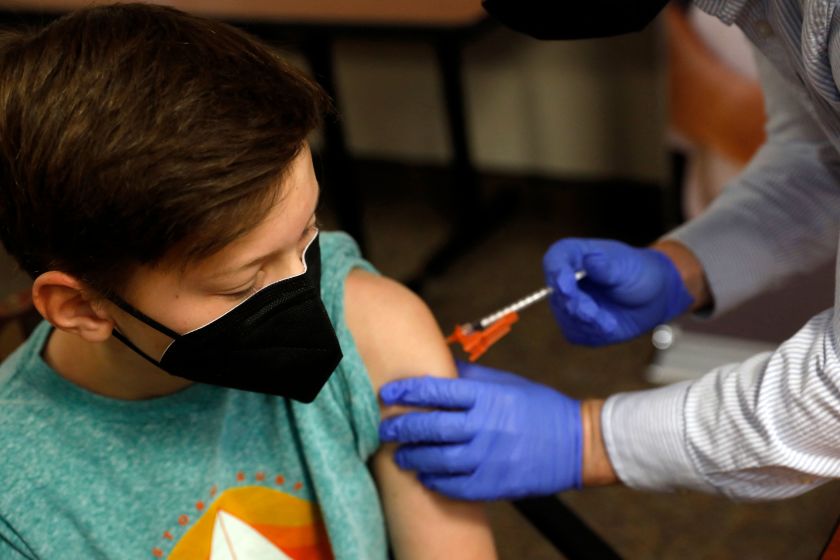Hay disponibilidad de vacunas para adolescentes de 12 a 17 años en los hospitales