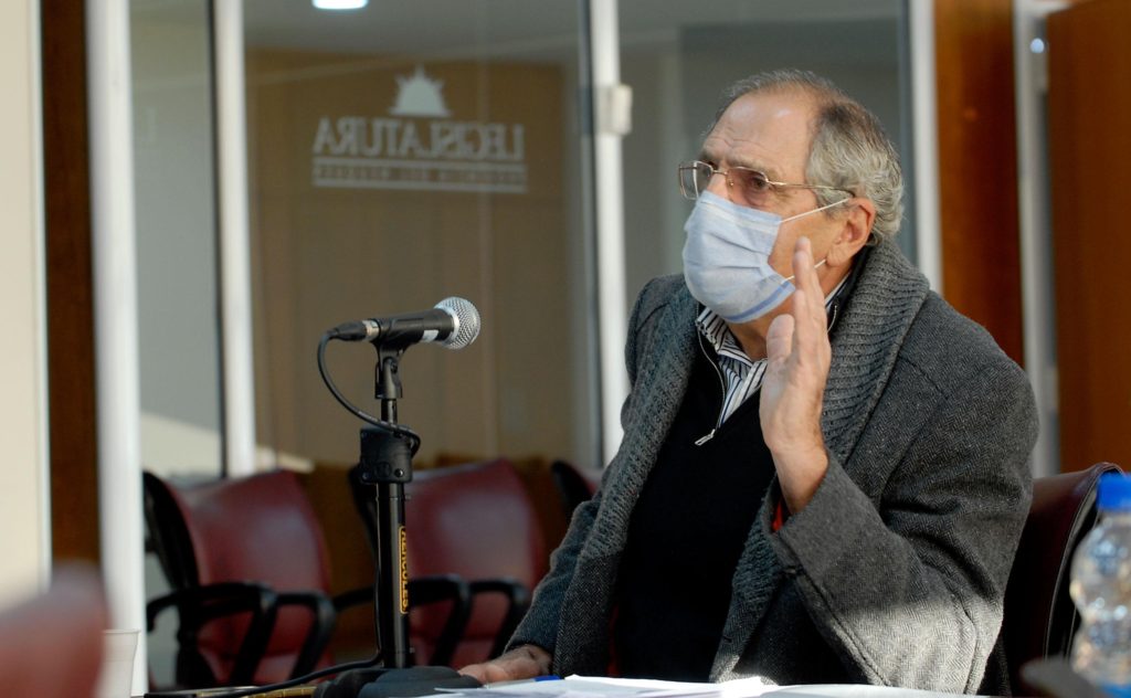 Elias Sapag acusó al gobierno nacional de que «sólo quiere energía»
