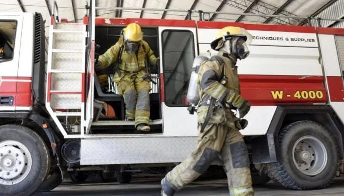 Bomberos de la policía sumarán 49 equipos estructurales