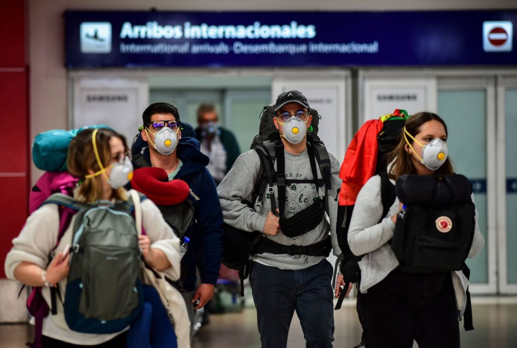 Agencias de viajes ofrecen paquetes sin destinos para hacerle frente a la devaluación