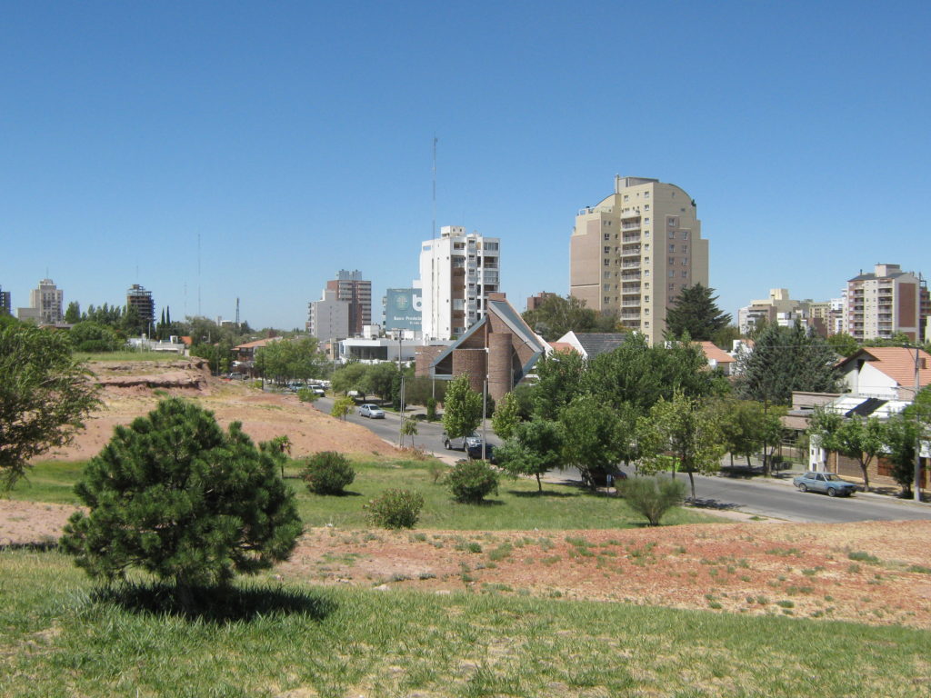 Avanza la proyección de un estacionamiento subterráneo en Neuquén capital