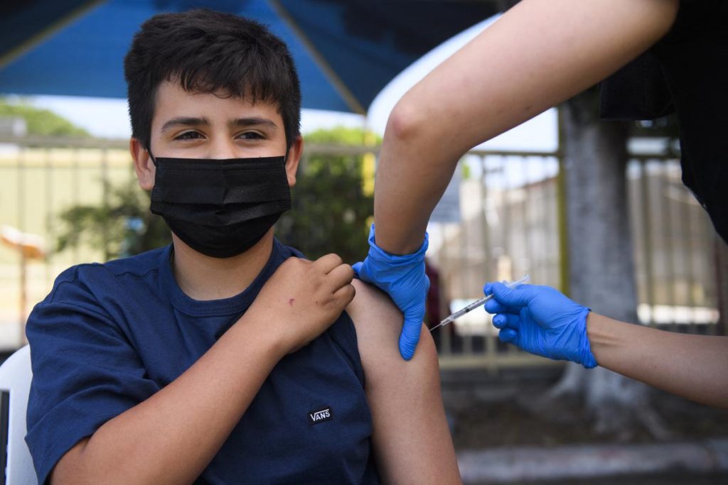 COVID-19: Neuquén inició la vacunación masiva a niños en las escuelas