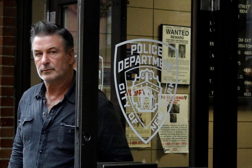 Alec Baldwin habló por primera vez tras el hecho fatal ocurrido en un rodaje