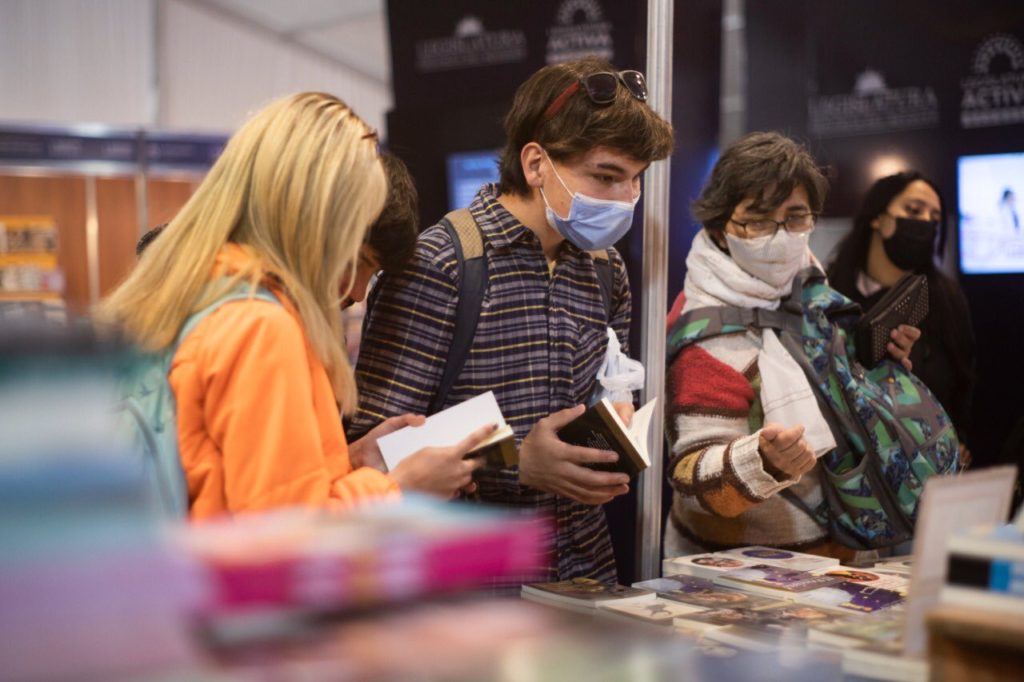 Si escribís o vendes libros ya podes anotarte para estar en la Feria Internacional del Libro 2022