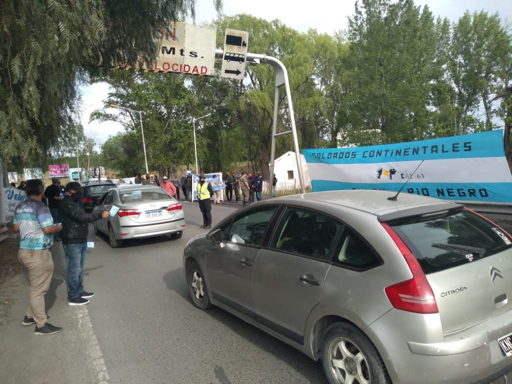 Veteranos de Malvinas se manifiestan en el Puente Carretero