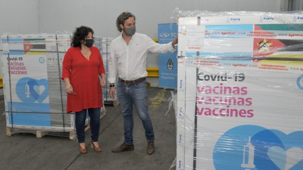 Argentina donó casi 100 mil dosis a países con bajo porcentaje de inmunización