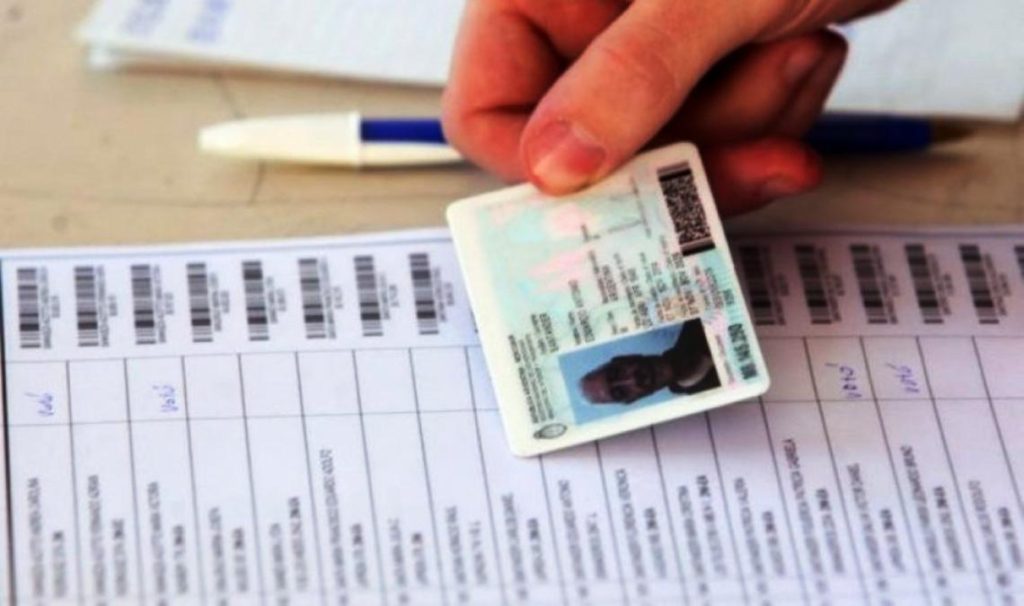 Las oficinas del Registro Civil abrirán el fin de semana para retirar el DNI